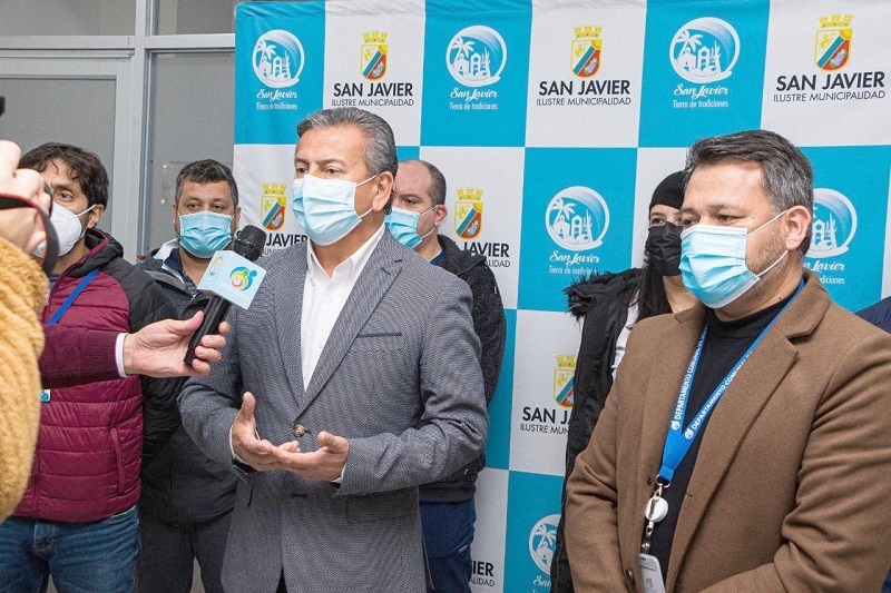 Alcalde de San Javier interpuso querella por agresiones a funcionarios de salud primaria