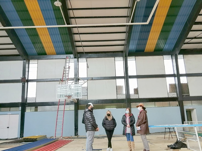 75% de avance presenta nueva cubierta del  gimnasio Manuel Escárate de Parral
