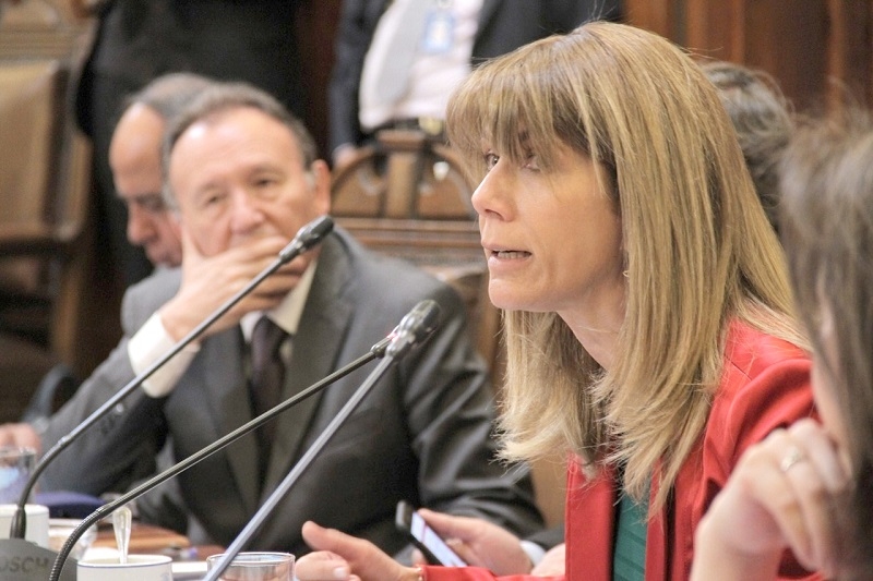 Senadora Rincón valora acuerdo que garantiza continuidad de casino de Talca 