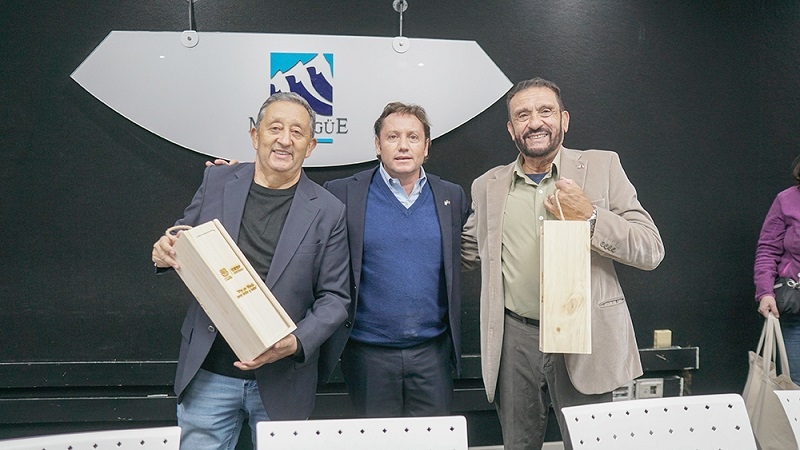   Gobernador Álvarez-Salamanca propone instaurar Fiesta Binacional del Vino en Talca
