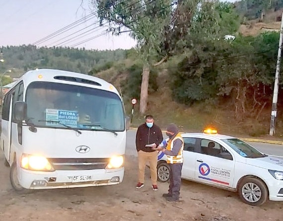 150 servicios de transporte gratuito funcionarán en la Región del Maule durante las elecciones del 15 y 16 de mayo.