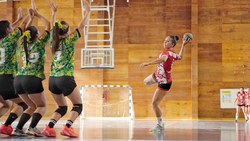 UC de Valparaíso en varones y Curicó Balonmano en damas se coronaron campeones de la primera versión del Torneo de Verano en Talca