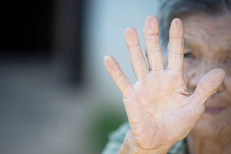 Pandemia: Entregan recomendaciones  para salud mental de personas mayores