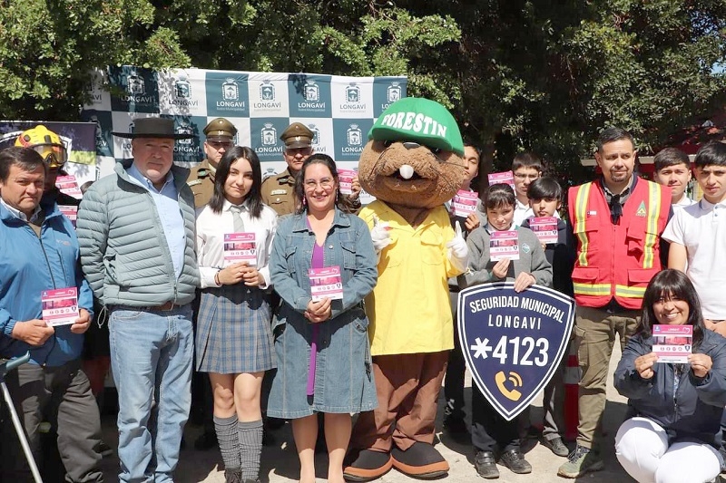 Municipalidad de Longaví realizó lanzamiento de campaña preventiva de incendios forestales en Liceo de San José