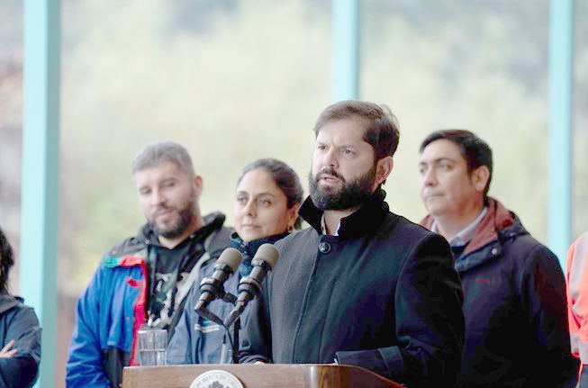 Encuesta CADEM: 34% aprueba la gestión del Presidente Gabriel Boric y 61% la desaprueba