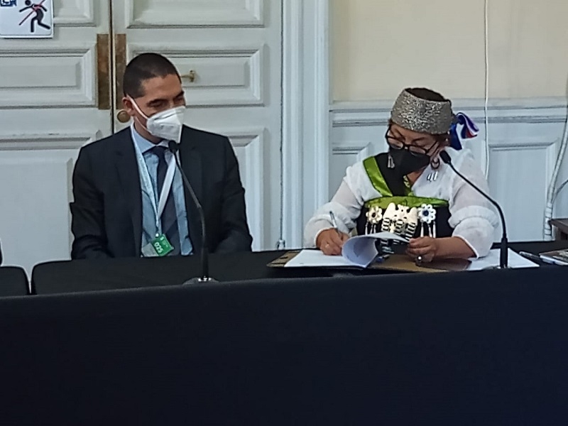 Firman convenio: UTalca colaborará   con la Convención Constitucional 