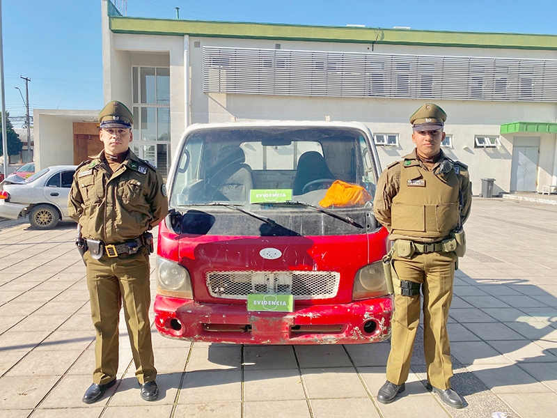 Parral:  Carabineros detuvo a un sujeto por receptación de vehículo motorizado y falsificación de documentos