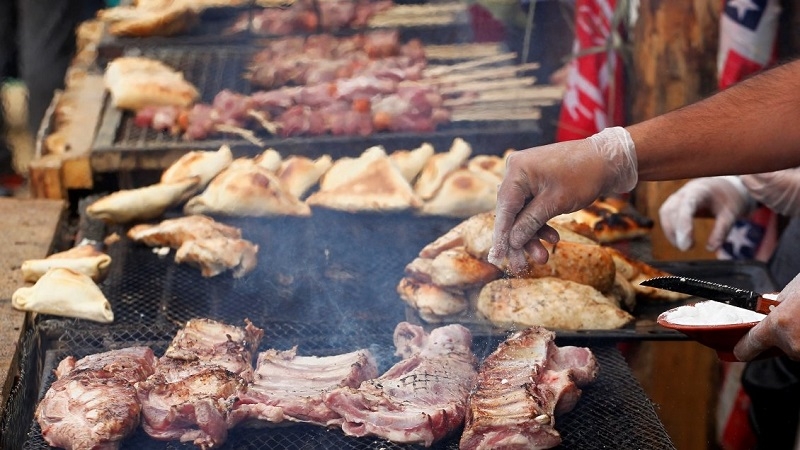 ¿Fiestas patrias XXL? Proyecto busca declarar como feriado el viernes 16 de septiembre