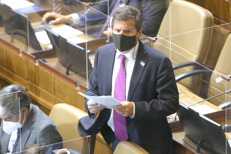 Diputado Benavente (UDI) presenta proyecto de registro de personas que compren una tarjeta de prepago o un chip