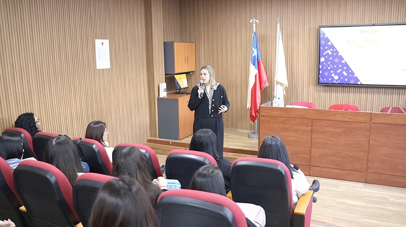 Estudiantes de U. Autónoma se capacitan en estrategias para el abordaje y contención de niños y adolescentes con TEA