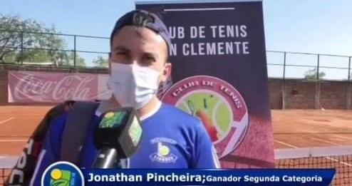 En el tenis: Jonathan Pincheira, de Linares, clasificó para el Master en Constitución 