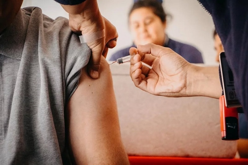 Vacunación contra la influenza se extiende a la población general a partir del 1 de julio