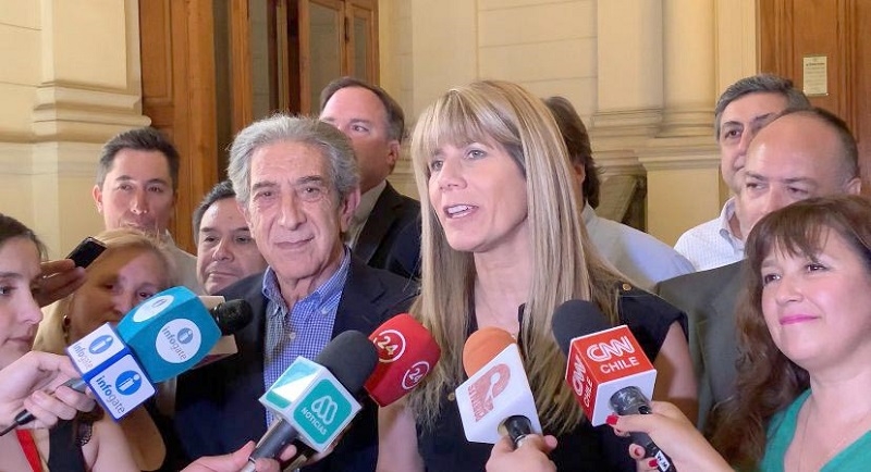 Demócratas entra en categoría de "partido en formación"
