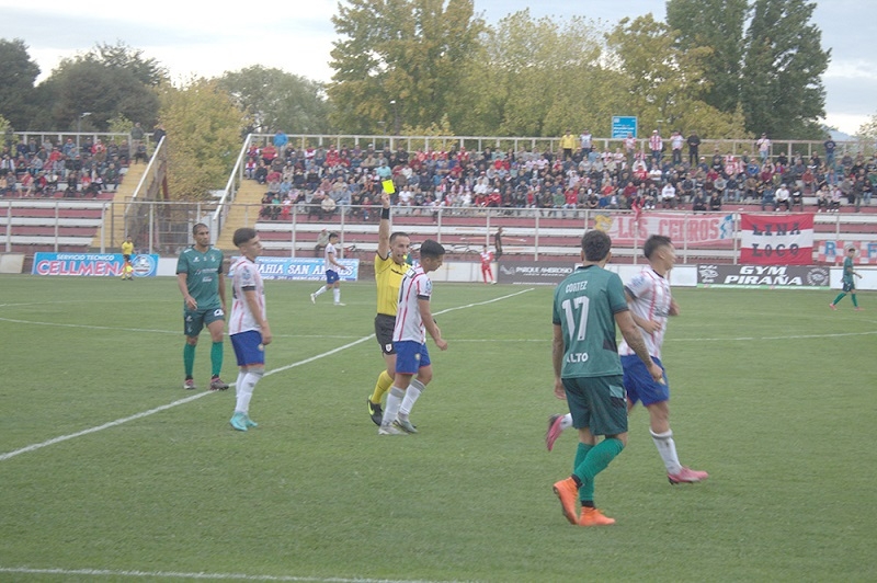 Albirrojos quieren celebrar en Jueves Santo su primer triunfo de local ante Osorno 