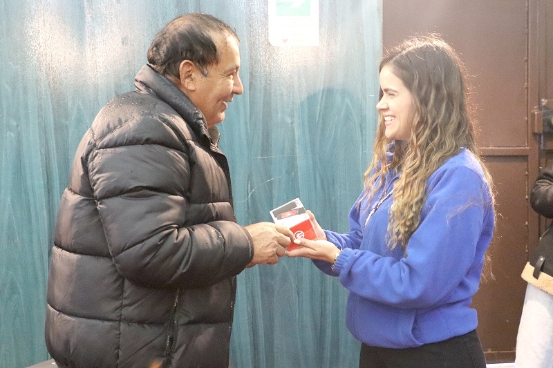 Más de 300 adultos mayores de la comuna realizaron cambio de equipos telefónicos gracias al Convenio de Entel y Municipalidad de Longaví