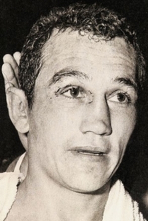 Puños al cielo, para Godfrey Stevens González (boxeador) -Visita Ilustre de Linares, 9 de mayo de 1970-