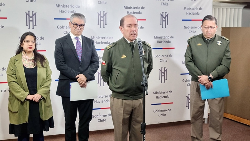 Bomberos de Chile y Ministerio de Hacienda logran acuerdo por presupuesto 2024