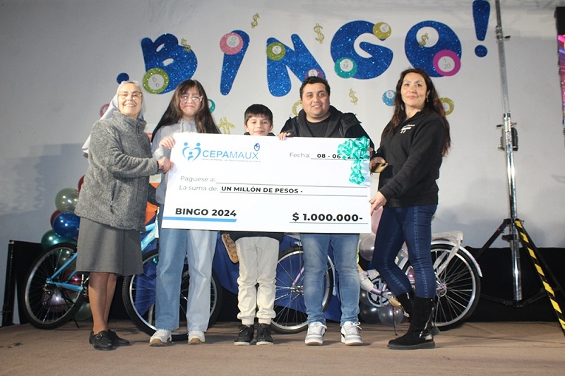 Espectacular Bingo 2024 en Liceo María Auxiliadora de Linares