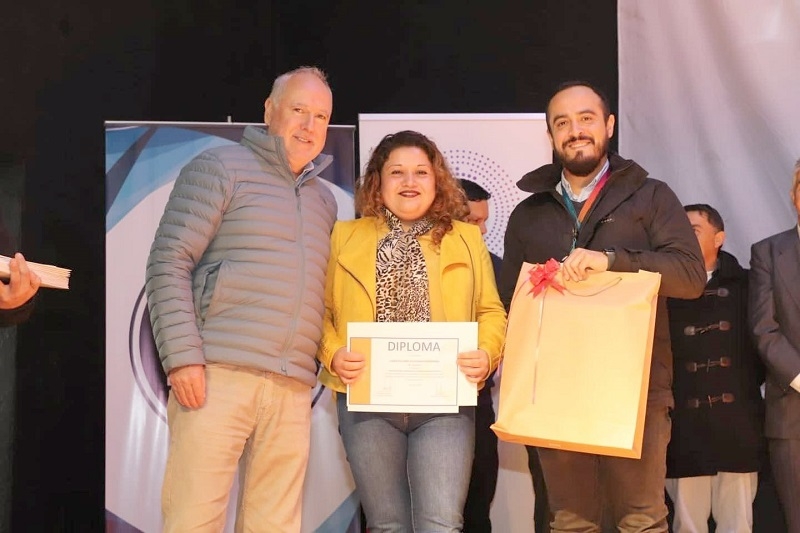 Cerca de 60 longavinos participaron en cursos de formación energética y alimentaria desarrollados por ENAP y la Municipalidad de Longaví