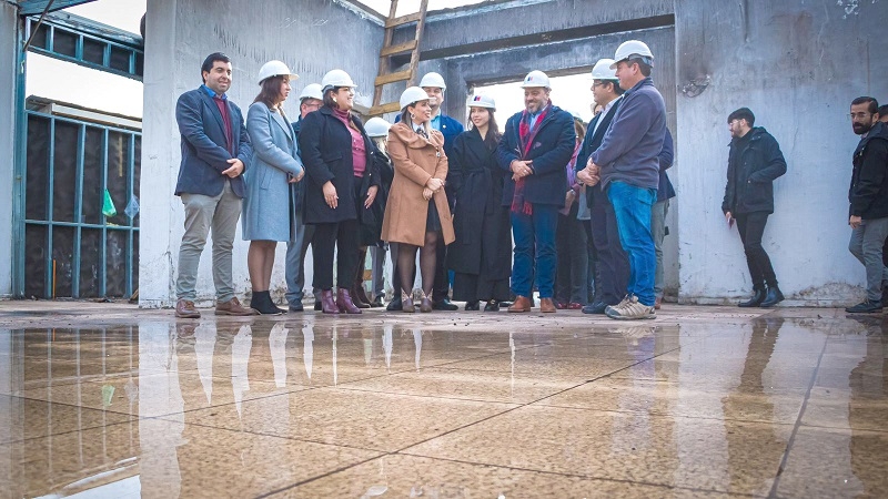 San Javier: Ministro de Educación inspeccionó el 20% de avance en la reconstrucción de la escuela Gerónimo Lagos Lisboa