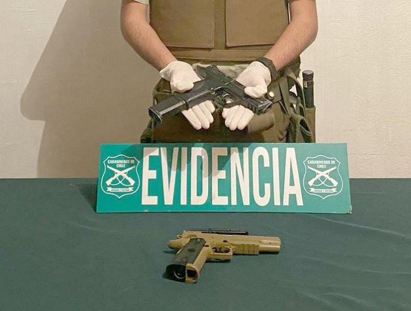 Carabineros de Linares detuvo a dos sujetos por portar elementos para cometer delitos