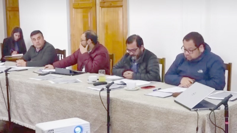 Linares: concejales apoyaron  inversión para contratar maquinaria pesada