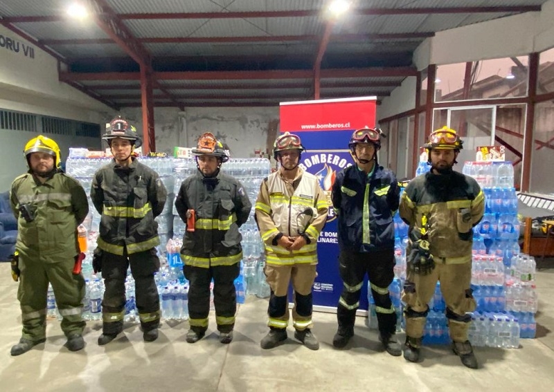   *Gracias Linares: Exitosa campaña de hidratación para Bomberos* 