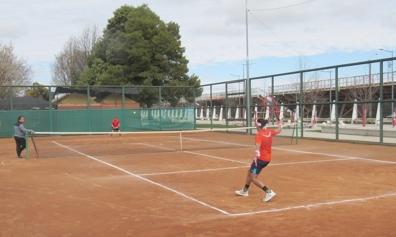  El deporte se toma el fin  de semana en Linares