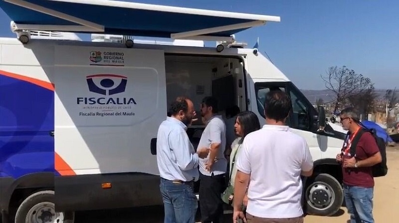 Fiscalía Móvil del Maule acude a Región de Valparaíso para atención de víctimas y testigos afectadas por incendios.