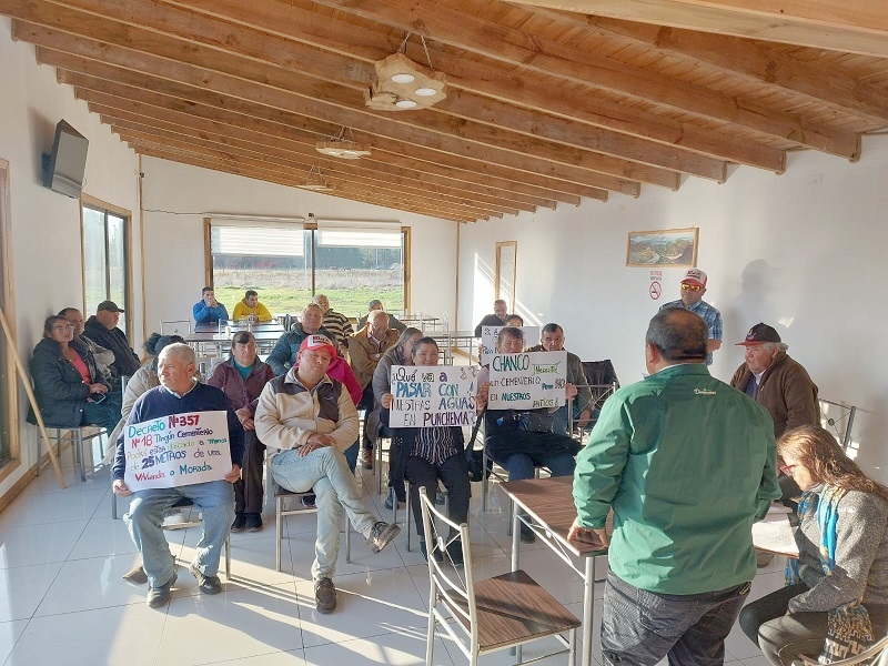 “¡No queremos un cementerio en nuestras casas!”: Vecinos de Chanco levantan la voz contra polémico proyecto