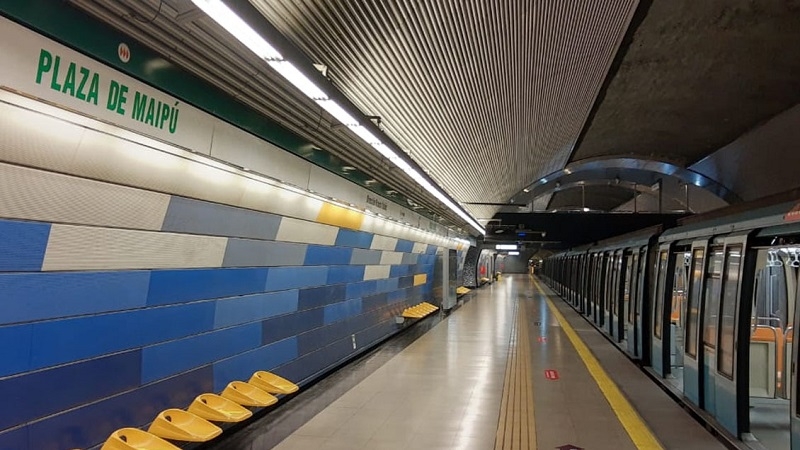  Maipú acusa "discriminación" tras anuncio de la Línea 8 del Metro
