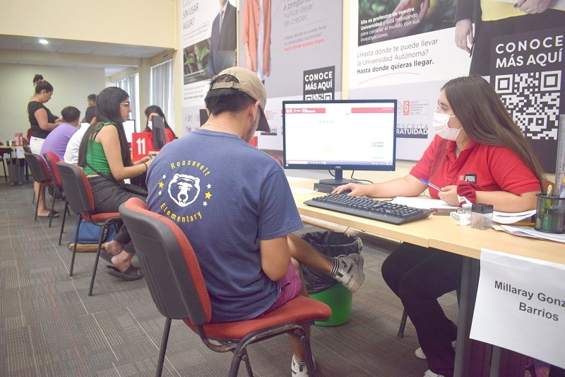 Universidad Autónoma de Chile recibe a nuevos estudiantes en el inicio del proceso de matrícula 2023