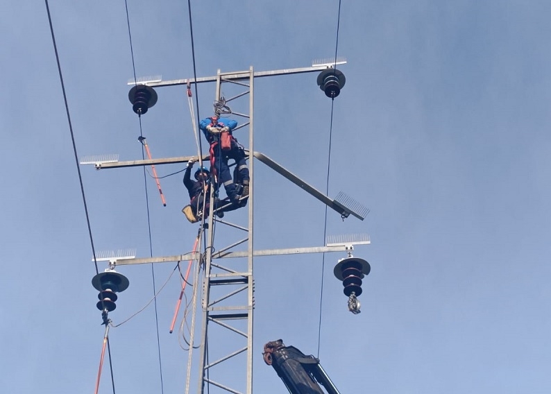 Robo de cables dejó sin energía a más de 30 mil clientes entre Maule y O Higgins     