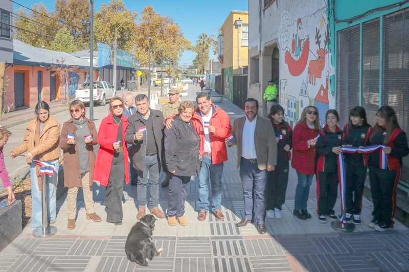 En Linares se inaugura Paseo Peatonal Benjamín Novoa