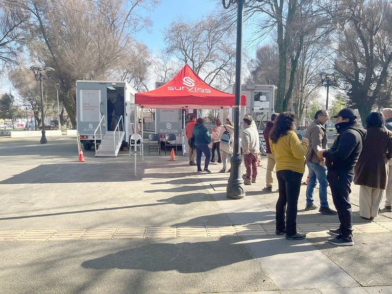 Municipalidad de Longaví firma convenio con Survías para entrega de Tag gratuitos