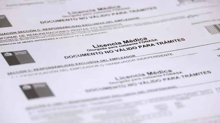 Impacto del informe de Contraloría: Gobierno estima caída de un 15% en el número de licencias médicas